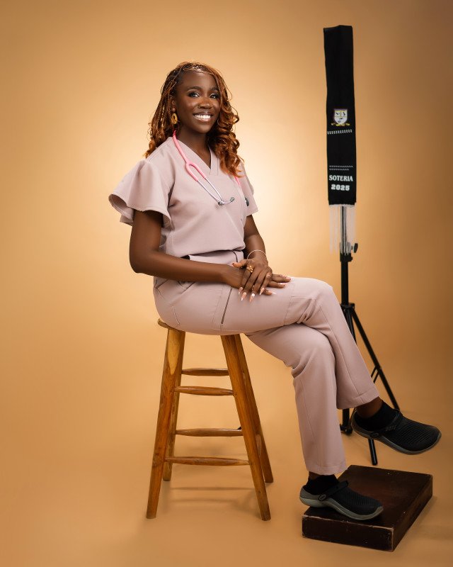 AA Flair hand v-neck scrubs